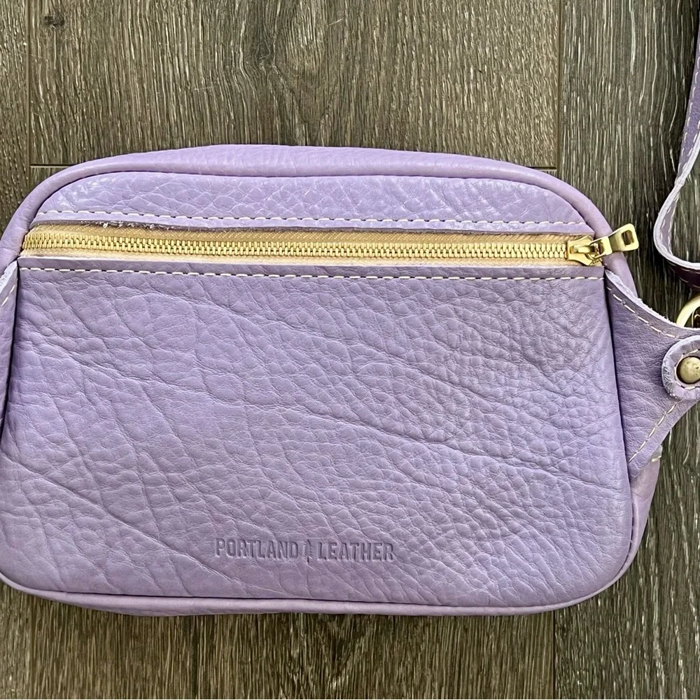 🦄 WISTERIA Scarlett Sling Bag - Portland Leather - Picture 4 of 4